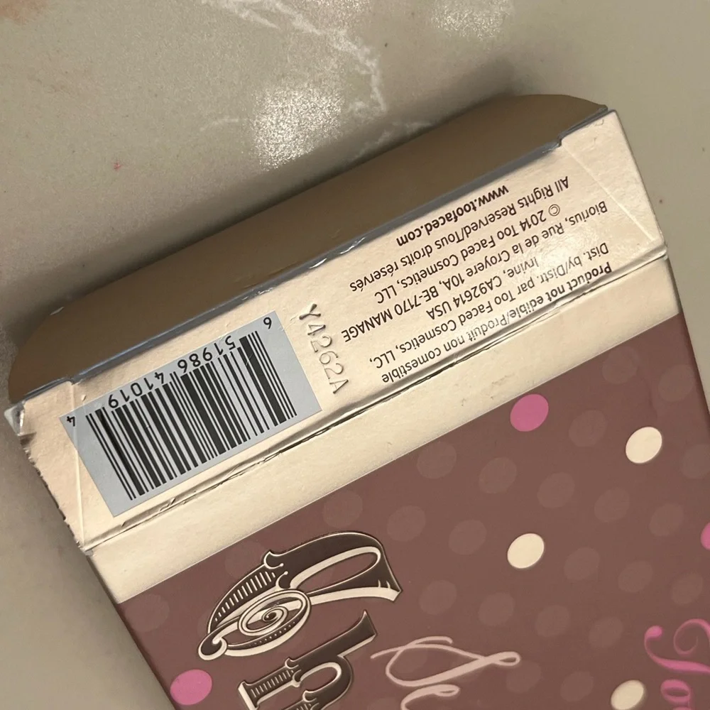 Too Faced Semi sweet Chocolate Bar Eyeshadow Palette limited edition